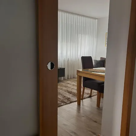 Melanie's Center Apartment